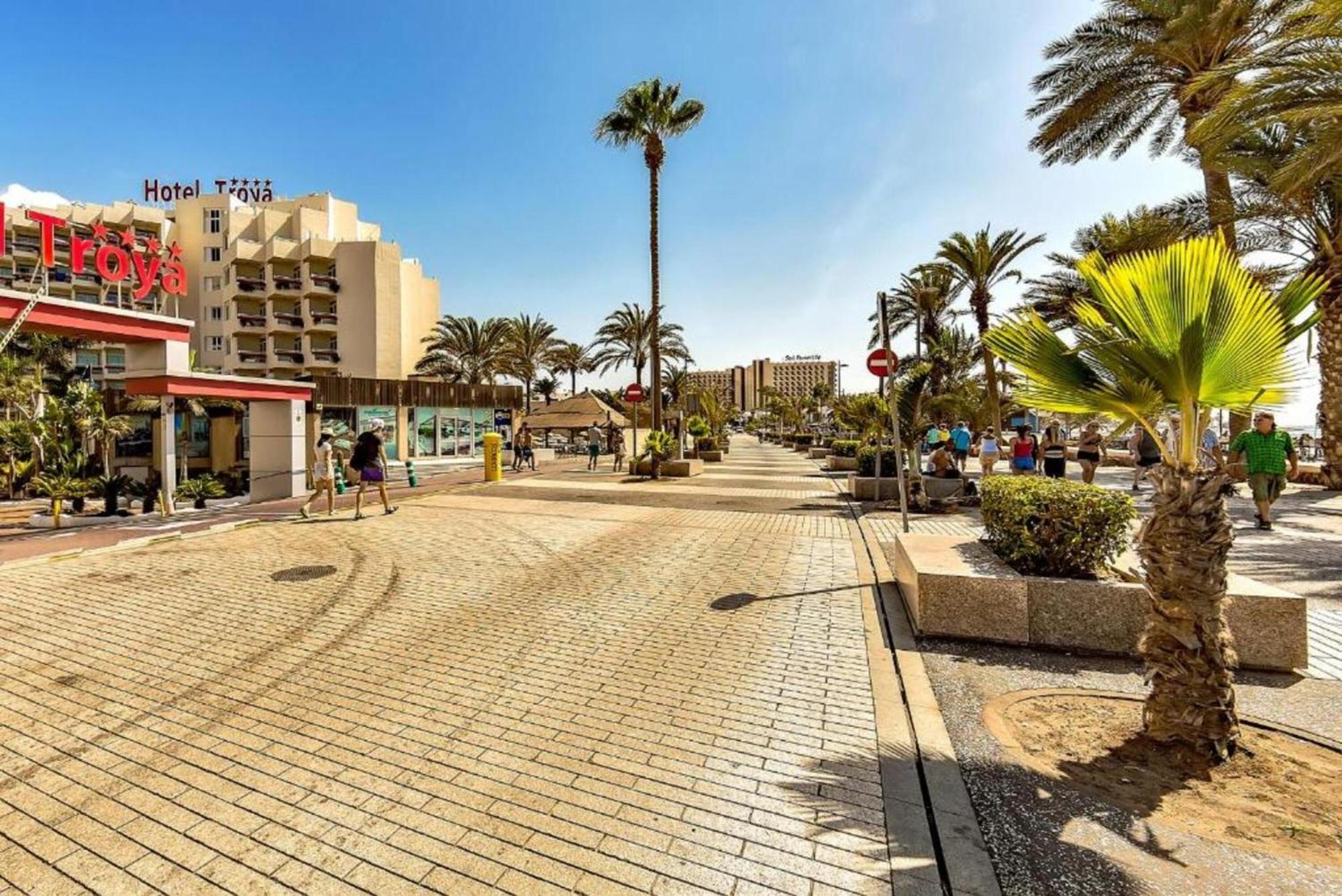 Two Bedroom Apartment In Playa De Las Americas, Free Wifi Buitenkant foto